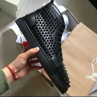 Louboutin yang louis best sale